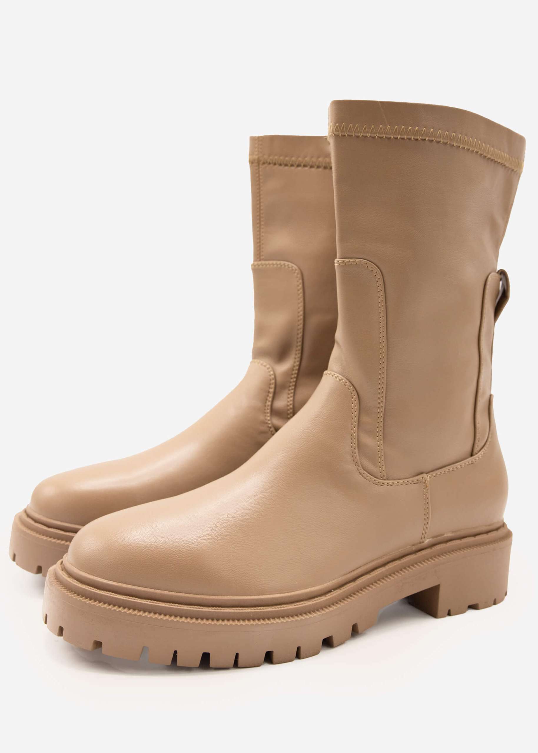 Higher combat boots, light brown