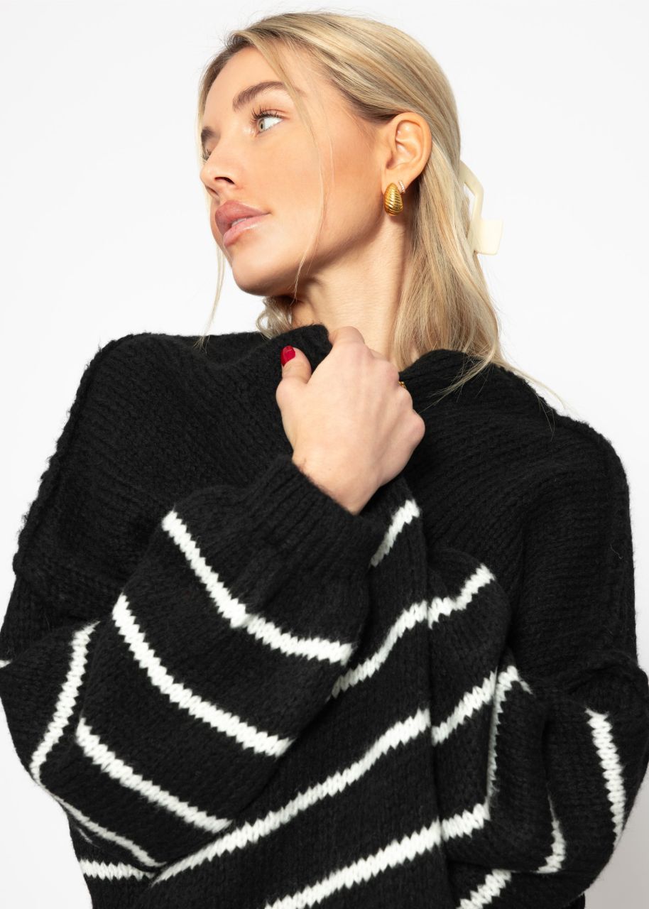 Striped cardigan with outer seams - black