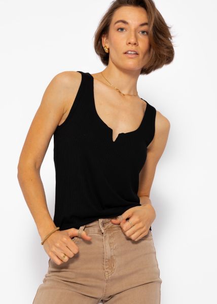 Ribbed top with V-neck - black