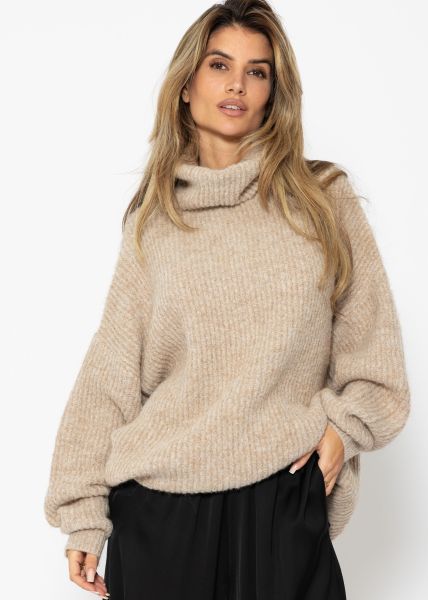 Oversize turtleneck sweater - beige