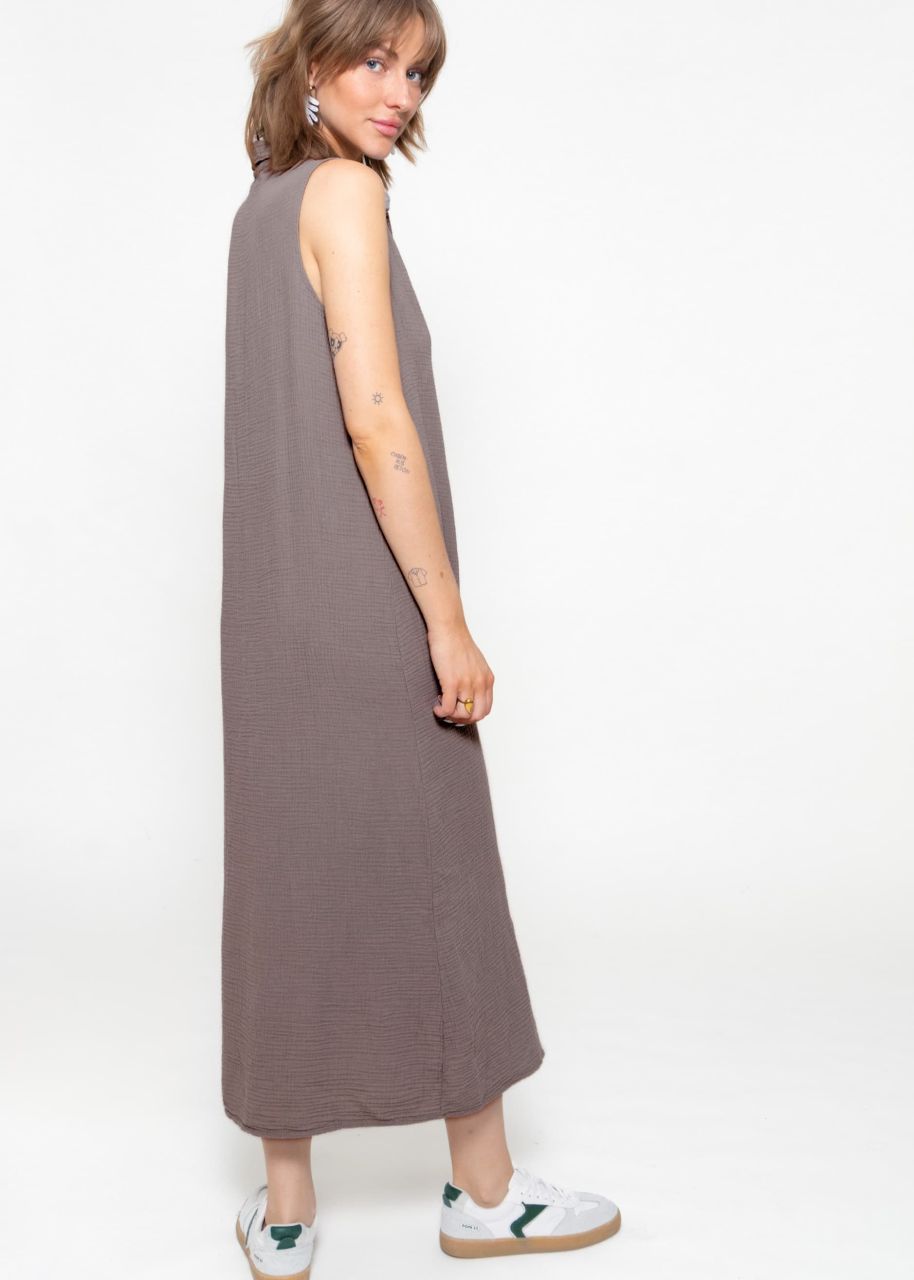 Long sleeveless muslin dress - taupe