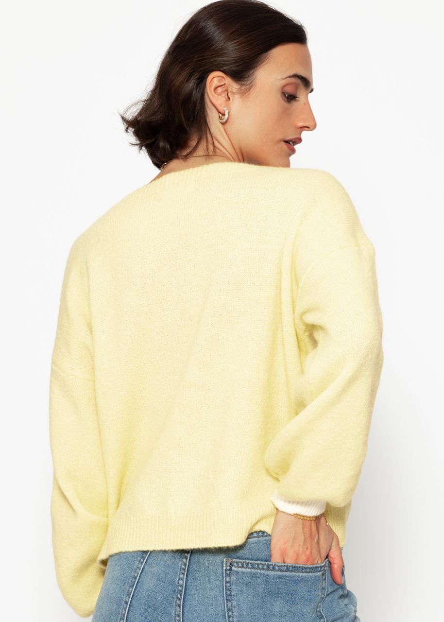 Sweater with heart - yellow