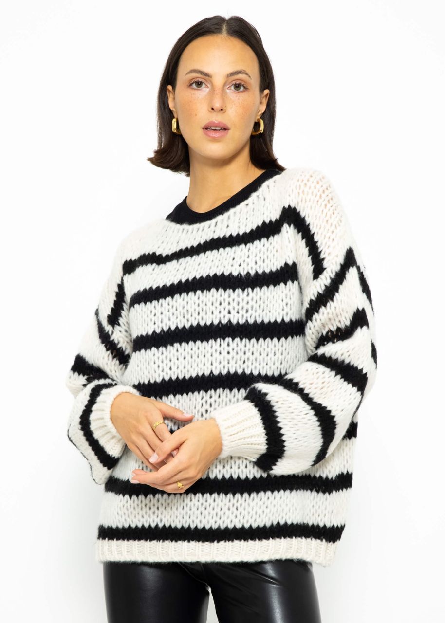 Oversized jumper with black stripes - offwhite