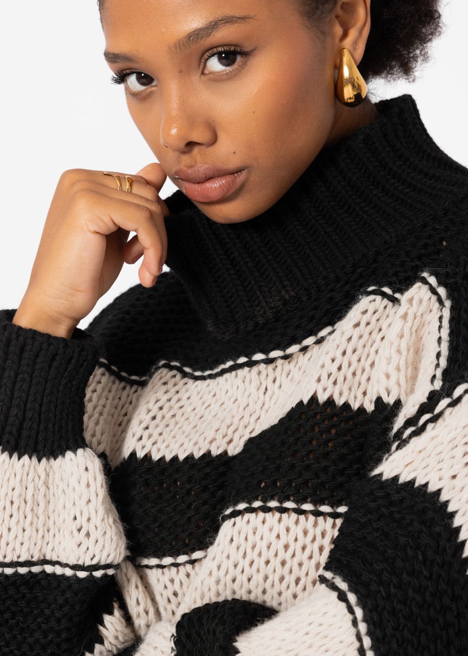 Turtleneck jumper with stripes - black-beige