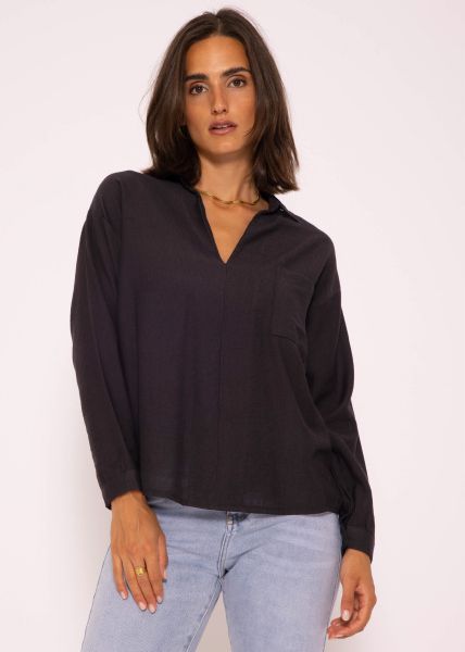 Shimmering slip-on blouse in viscose, black | New Arrivals