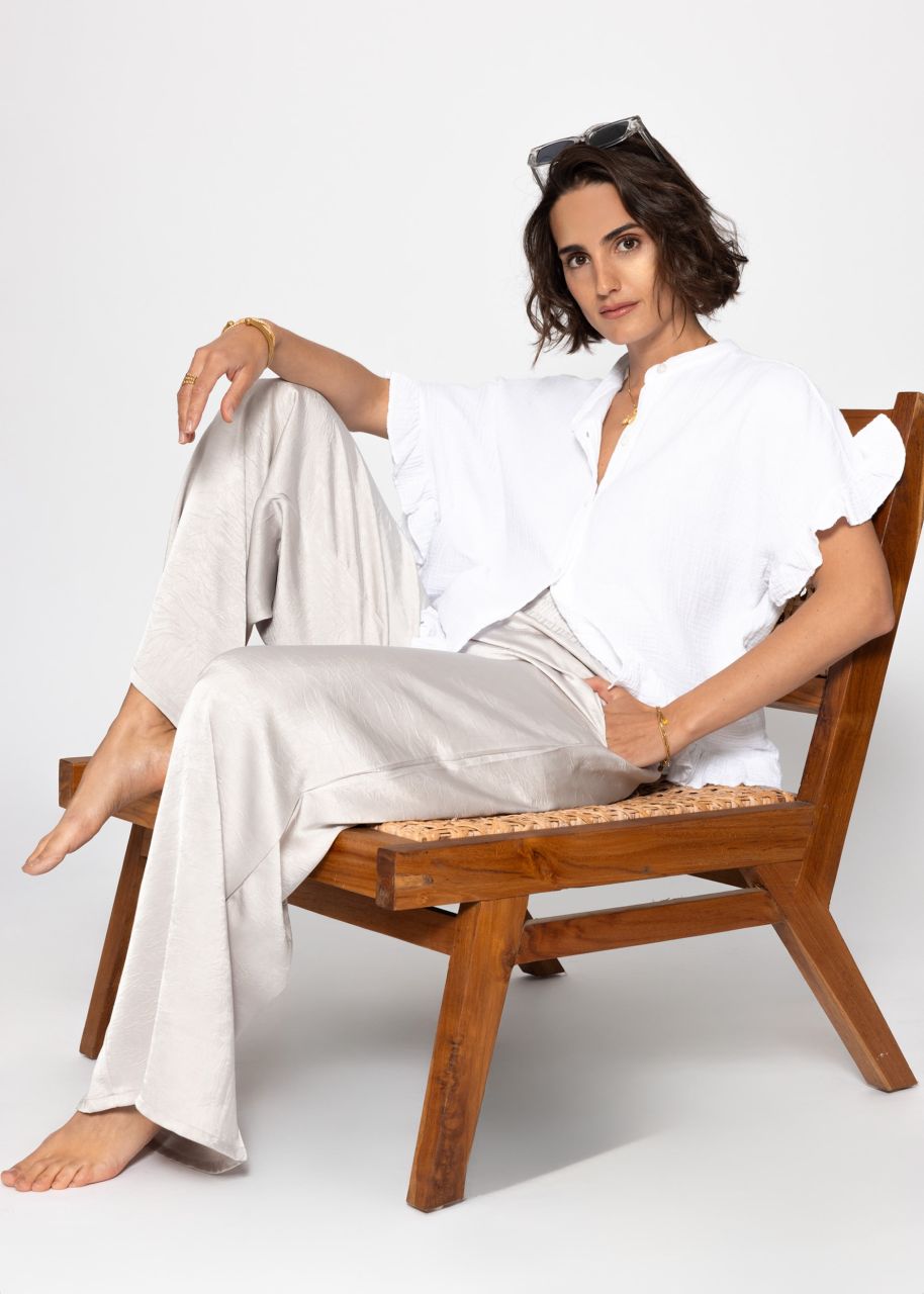 Musselin Bluse mit Rüschensaum - weiß