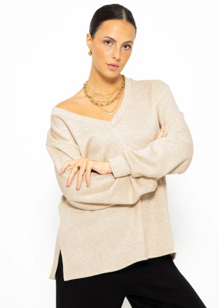 Oversize soft jumper with deep V-neck - beige