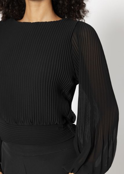 Pleated blouse with balloon sleeves - black