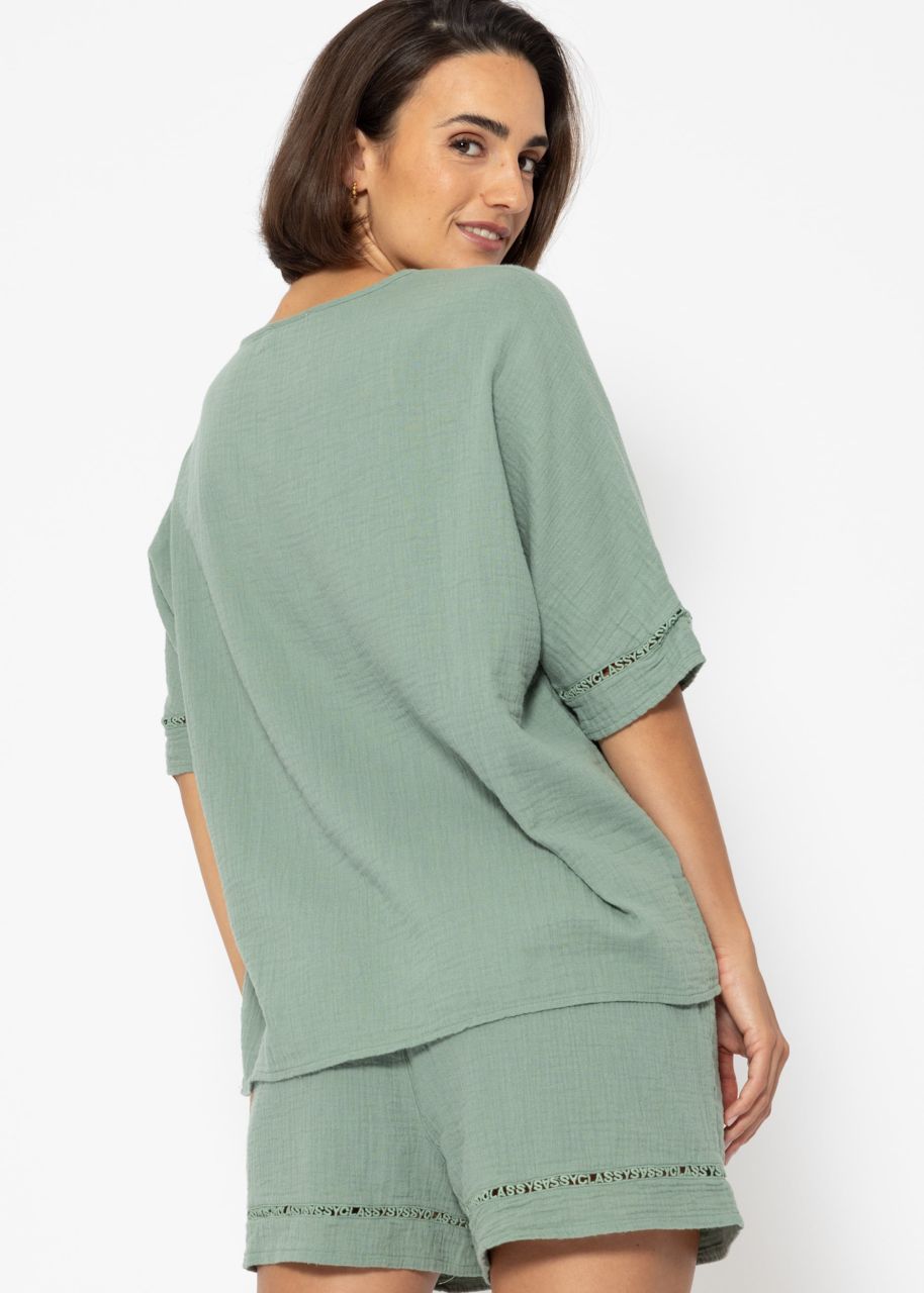 Muslin pyjama shirt with lace trim - sage green