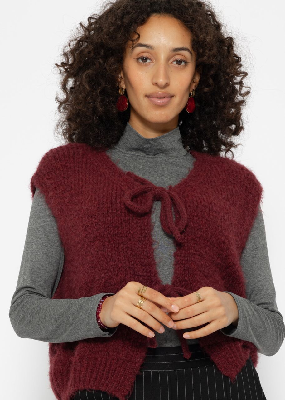 Fluffy, sleeveless knitted vest - burgundy