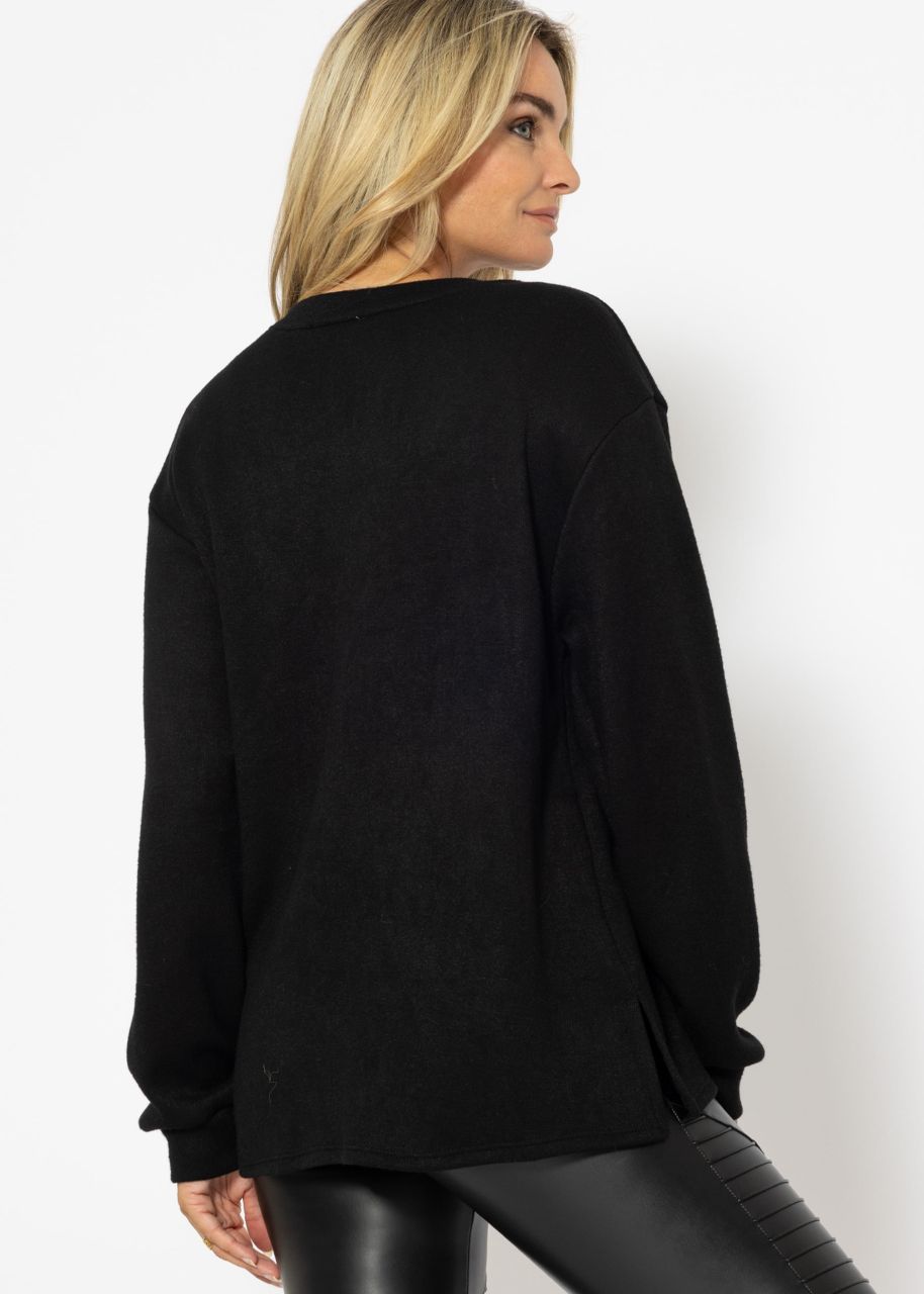 Oversize soft jumper with deep V-neck - black