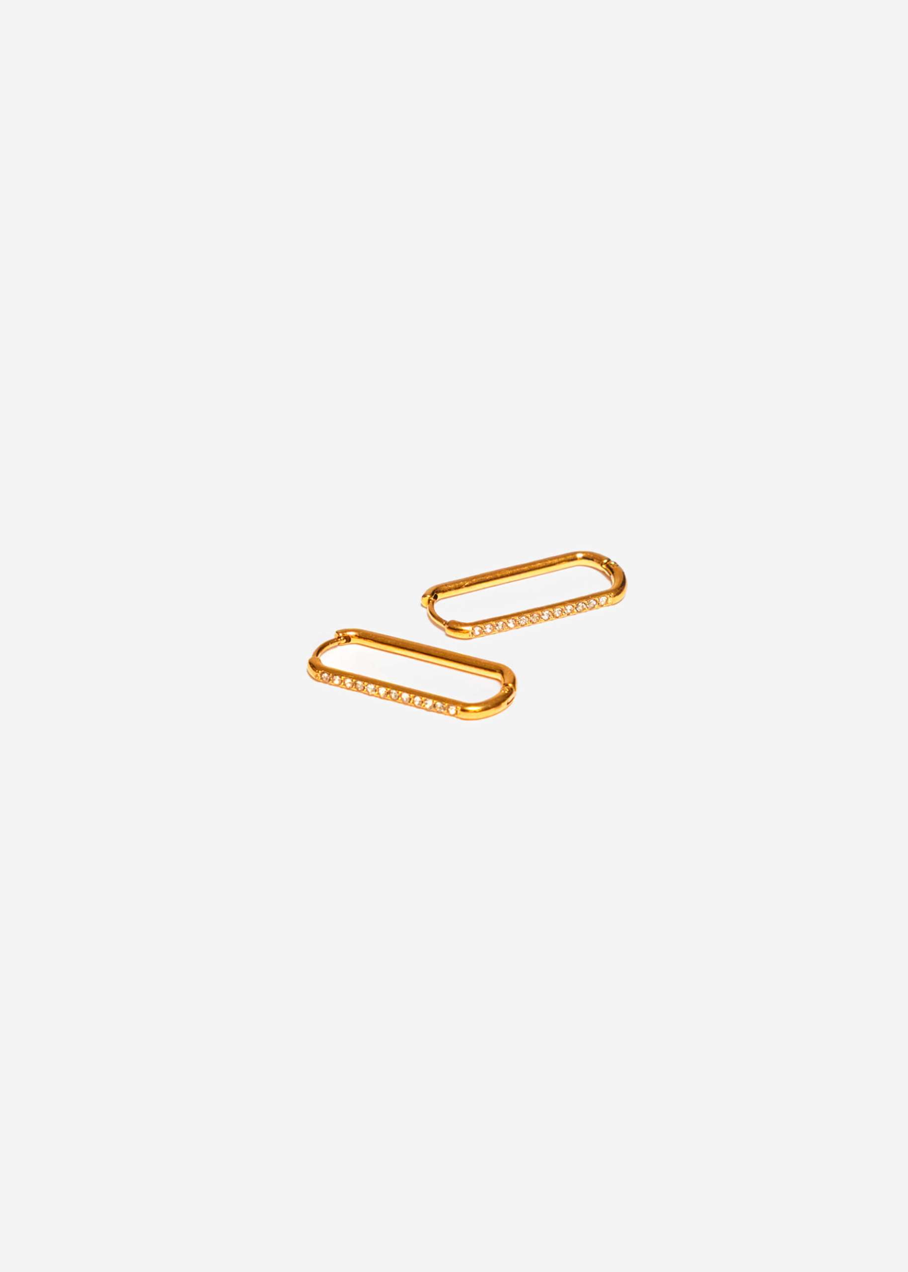Classic squared hoop earrings with sparkling stones - gold
