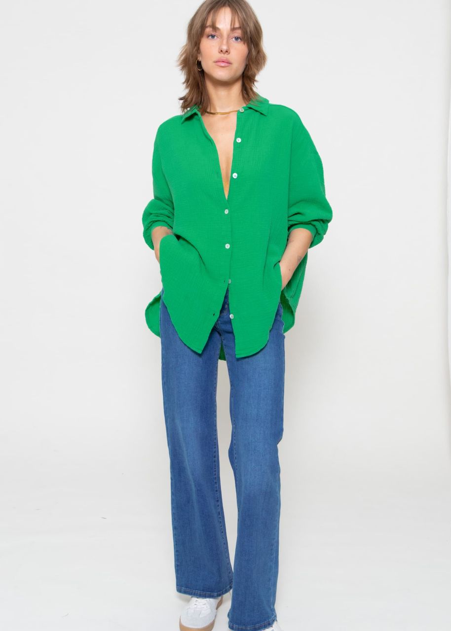 Muslin blouse oversize, short, green