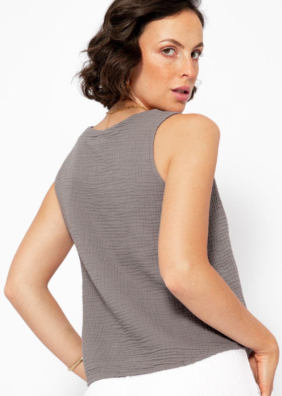 Muslin top with V-neck - taupe