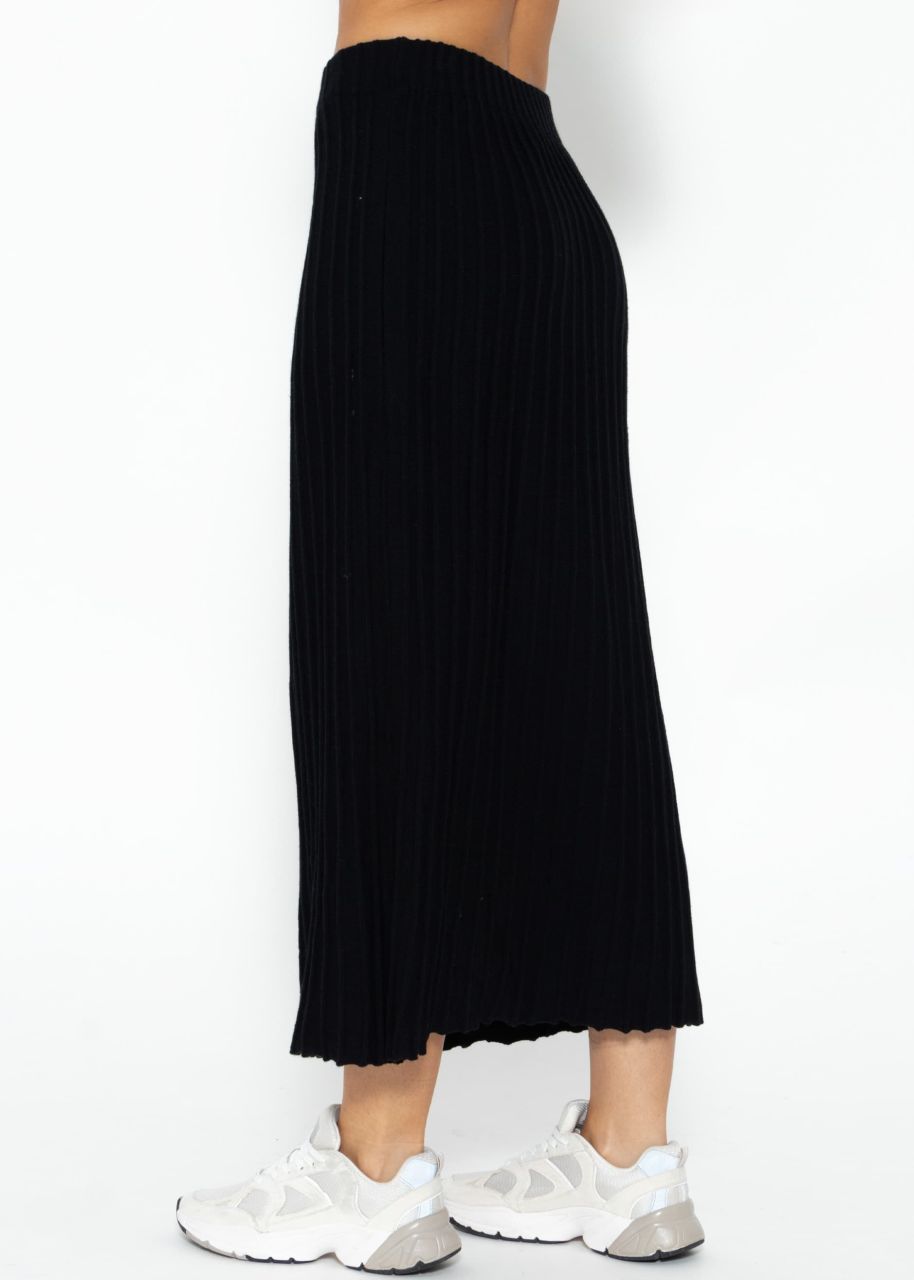 Pleated maxi knit skirt - black