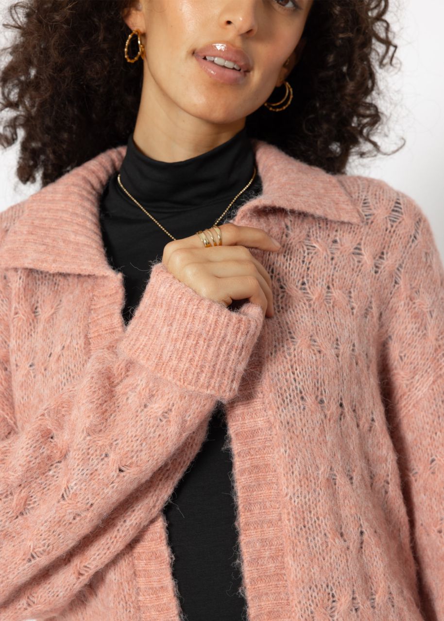 Fluffy cable-knit cardigan with collar - dusky pink