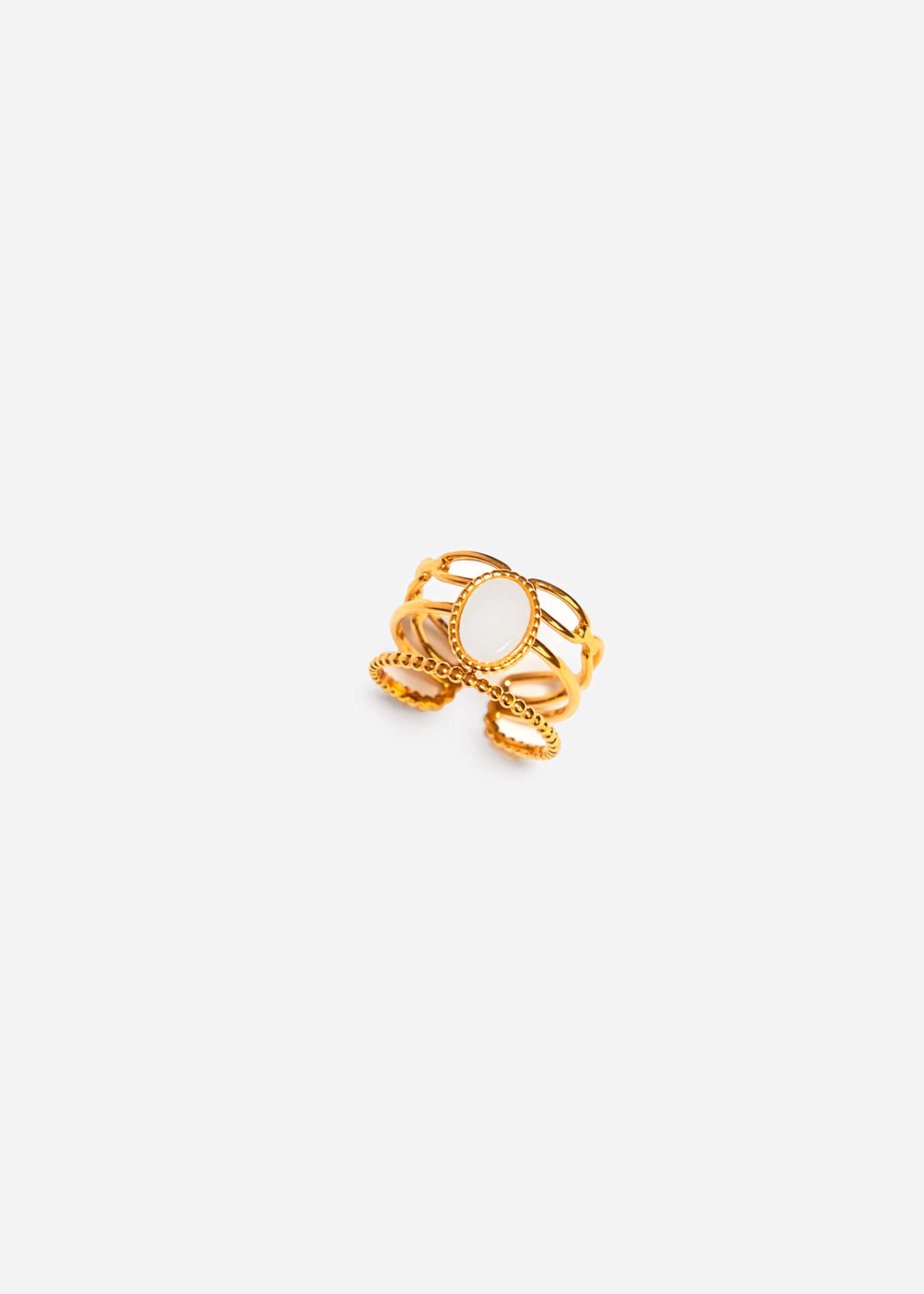 Three-piece ring with whie gemstone - gold