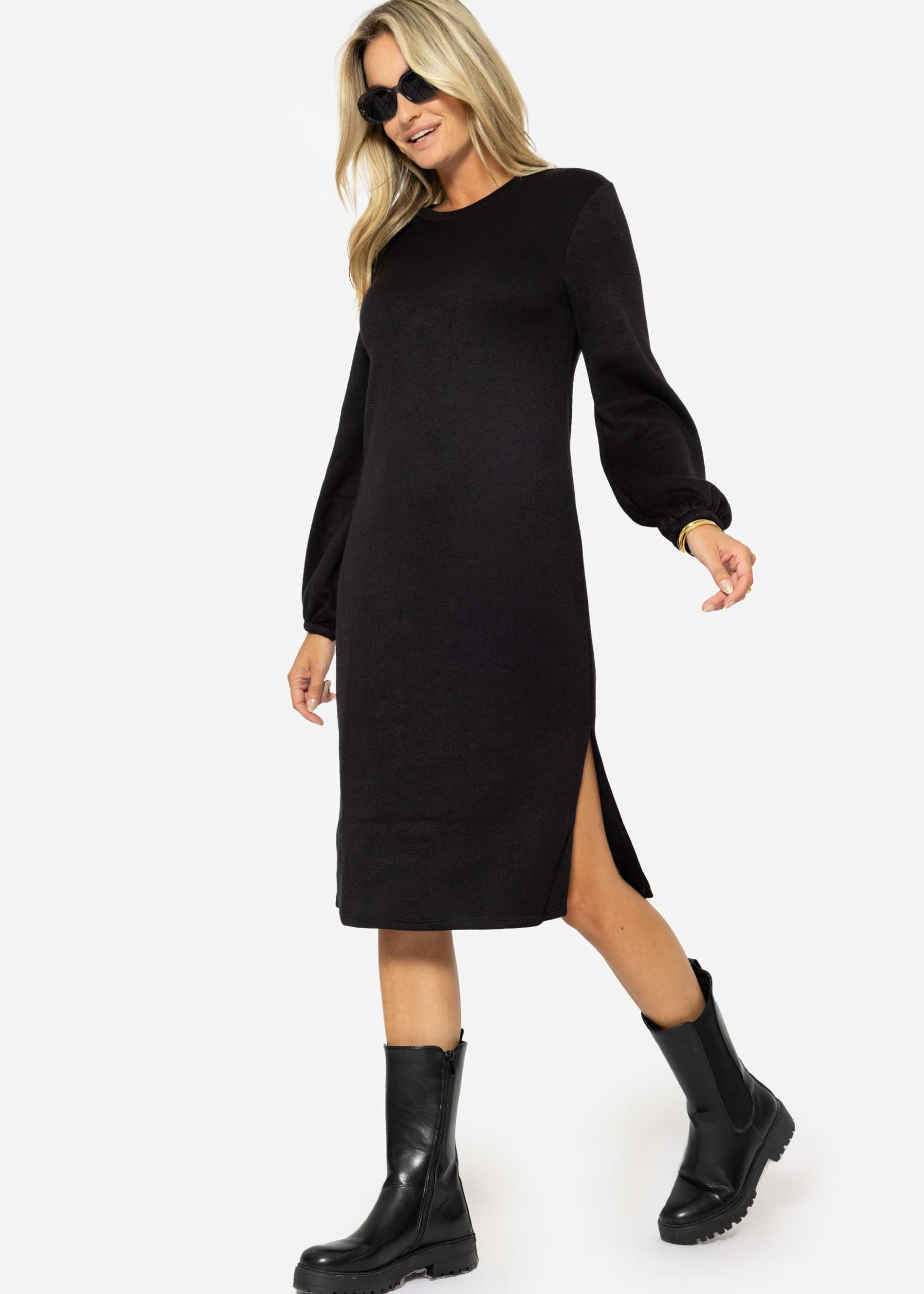 Super soft jersey dress in midi length - black