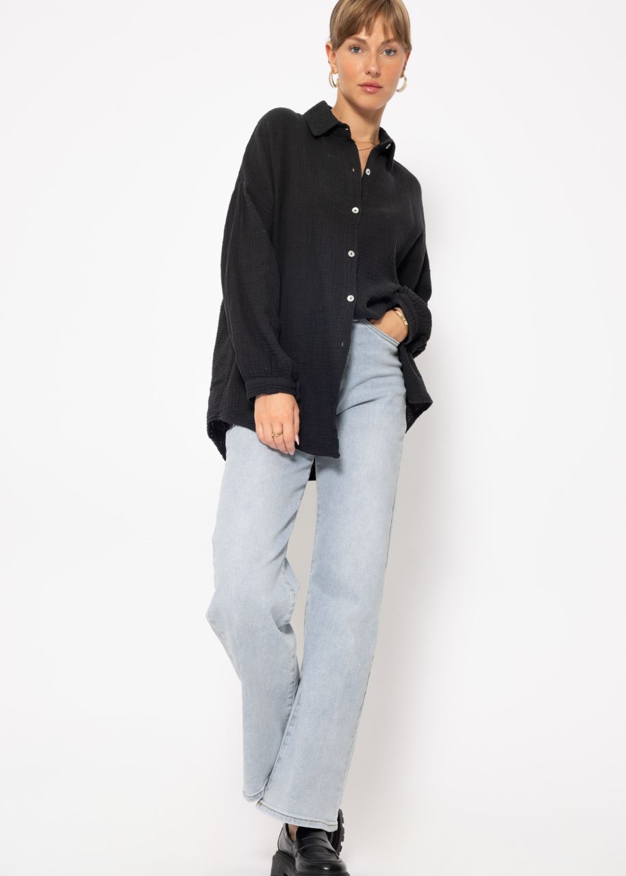 Muslin blouse in regular fit - black