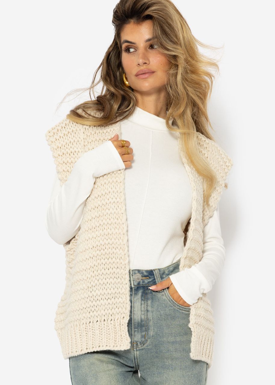 Sleeveless knitted waistcoat with structured shoulders - offwhite