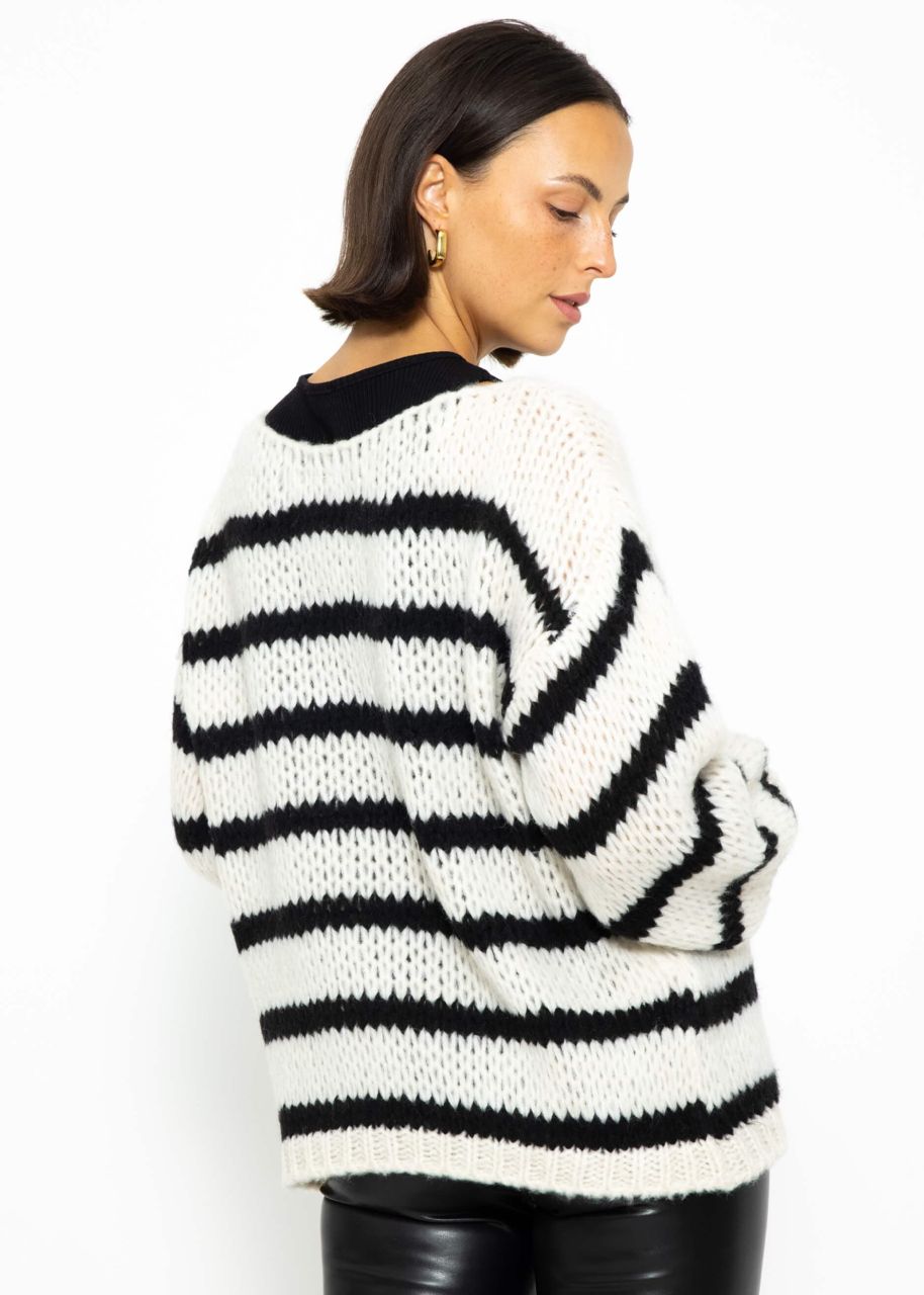 Oversized jumper with black stripes - offwhite