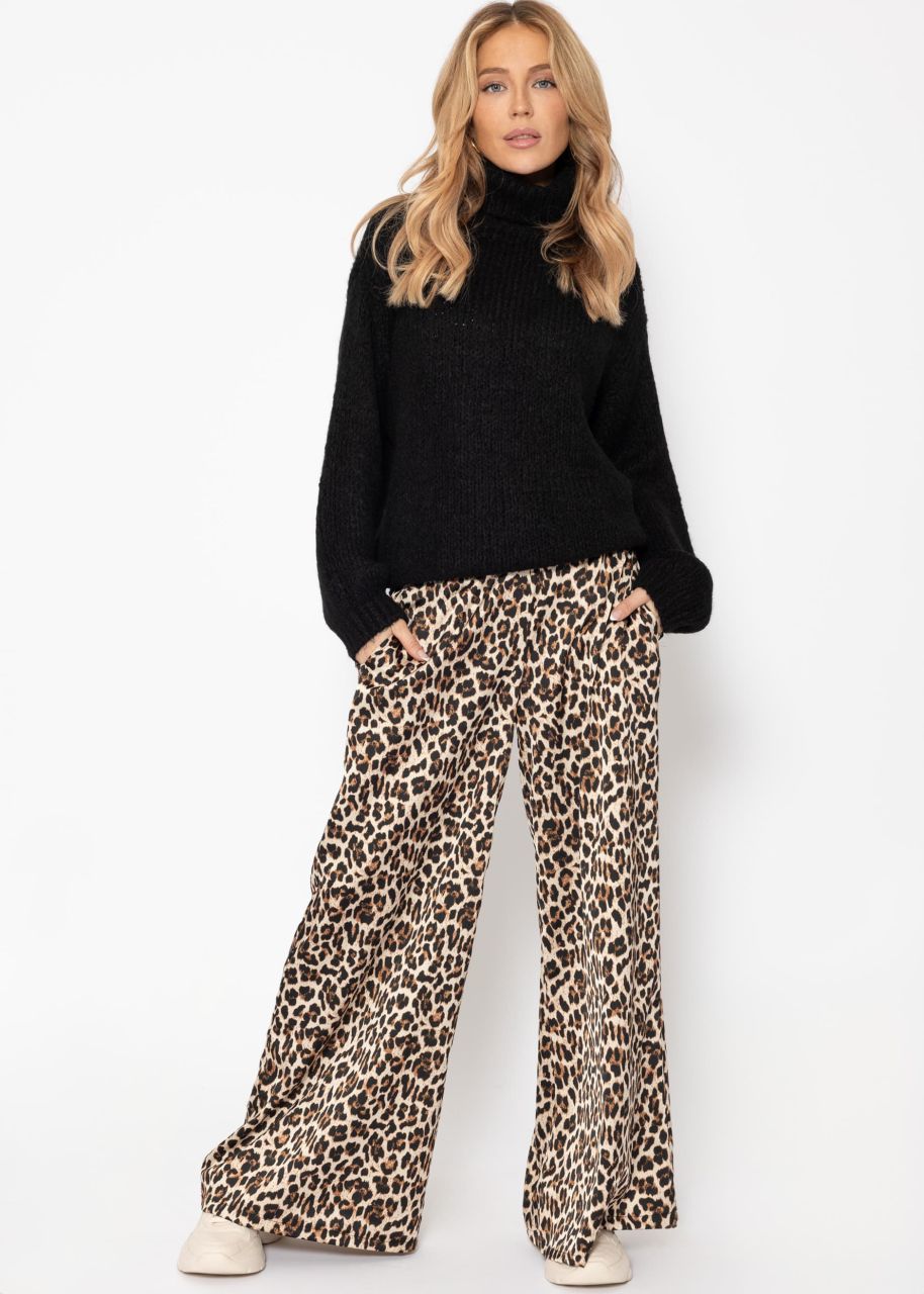 Satin trousers with leo print - brown