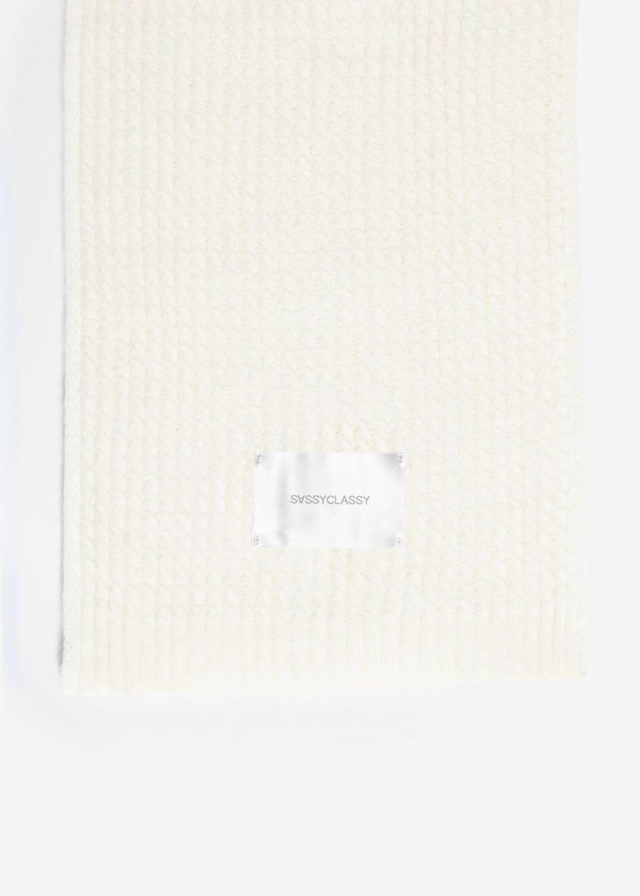 Ribbed knitted scarf - offwhite