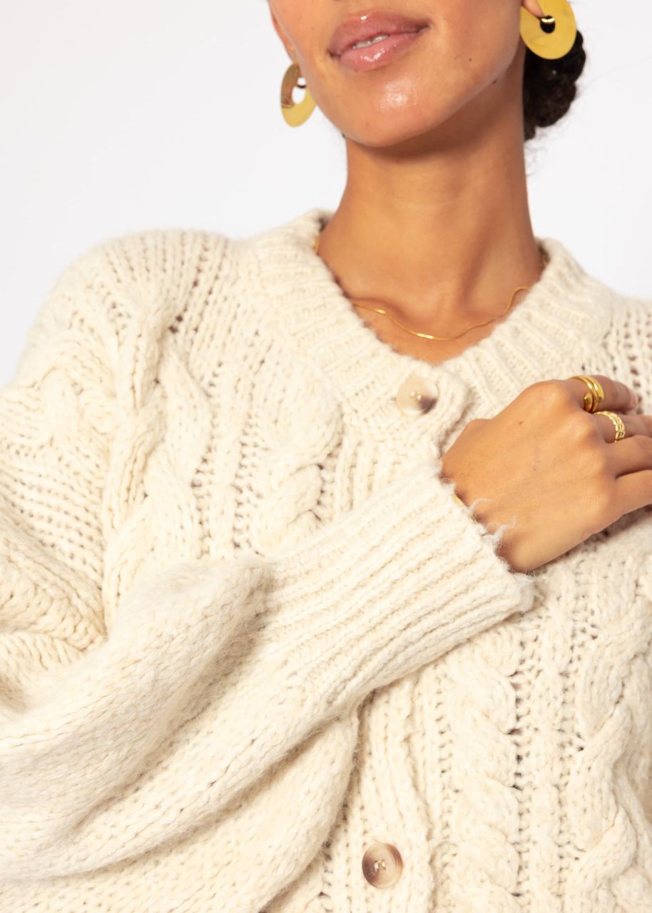 Super fluffy cardigan with cable knit pattern - cream white