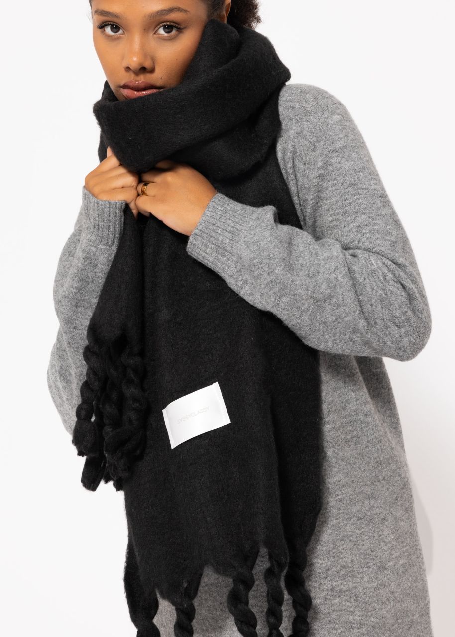 Fluffy scarf - black