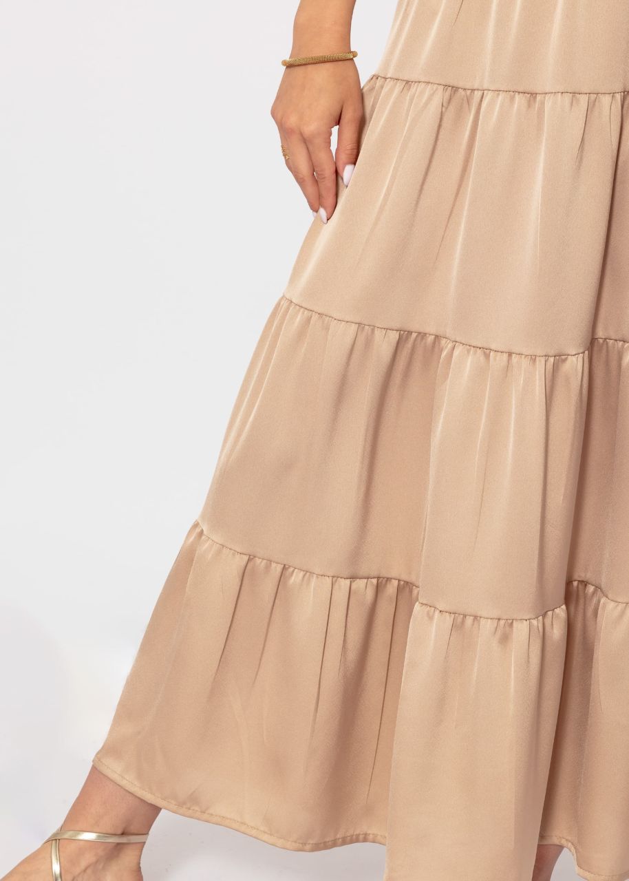 Maxi flounce skirt in satin - beige