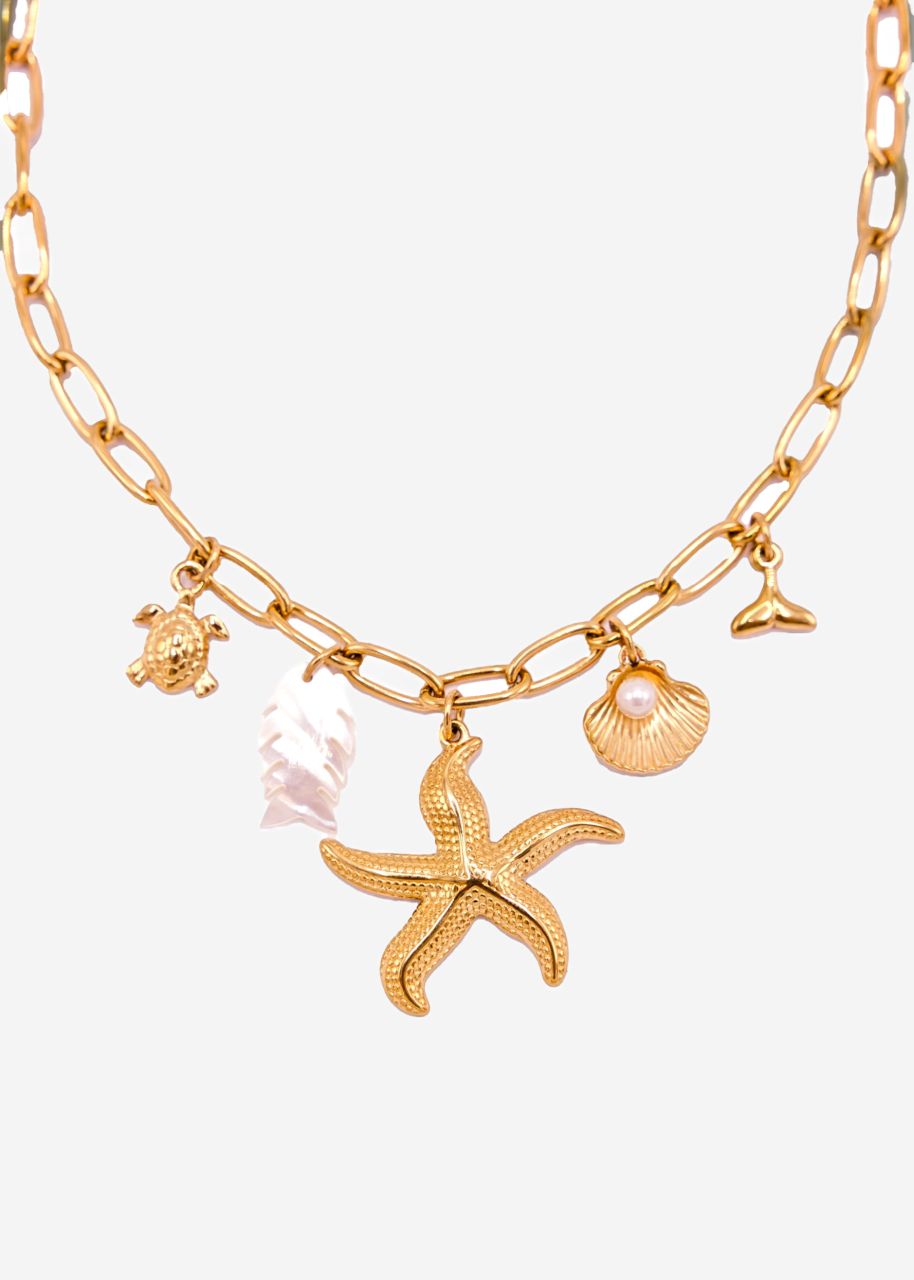 Necklace with nautical charms - gold