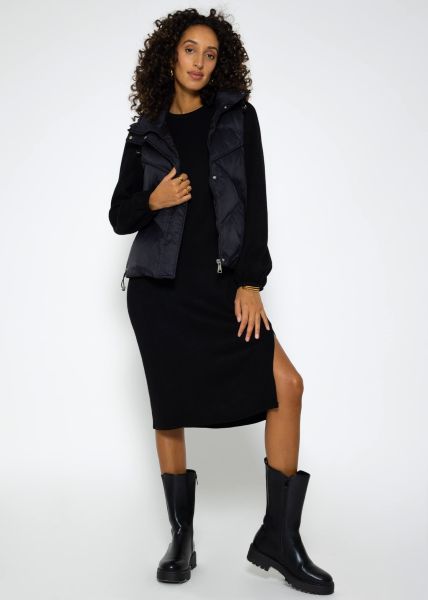 Super soft jersey dress in midi length - black