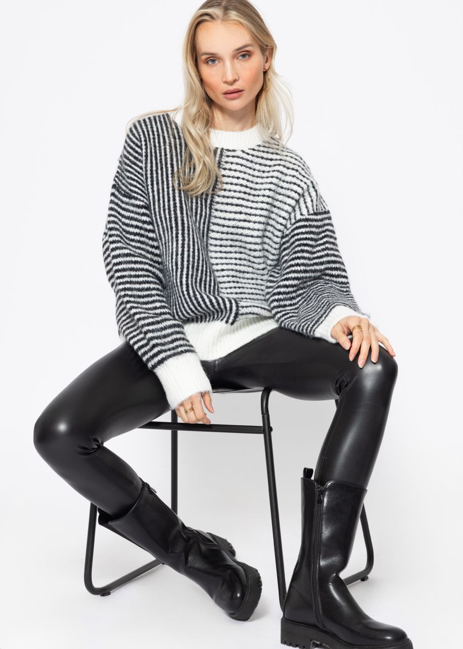 Sweater with thin stripes - black and white