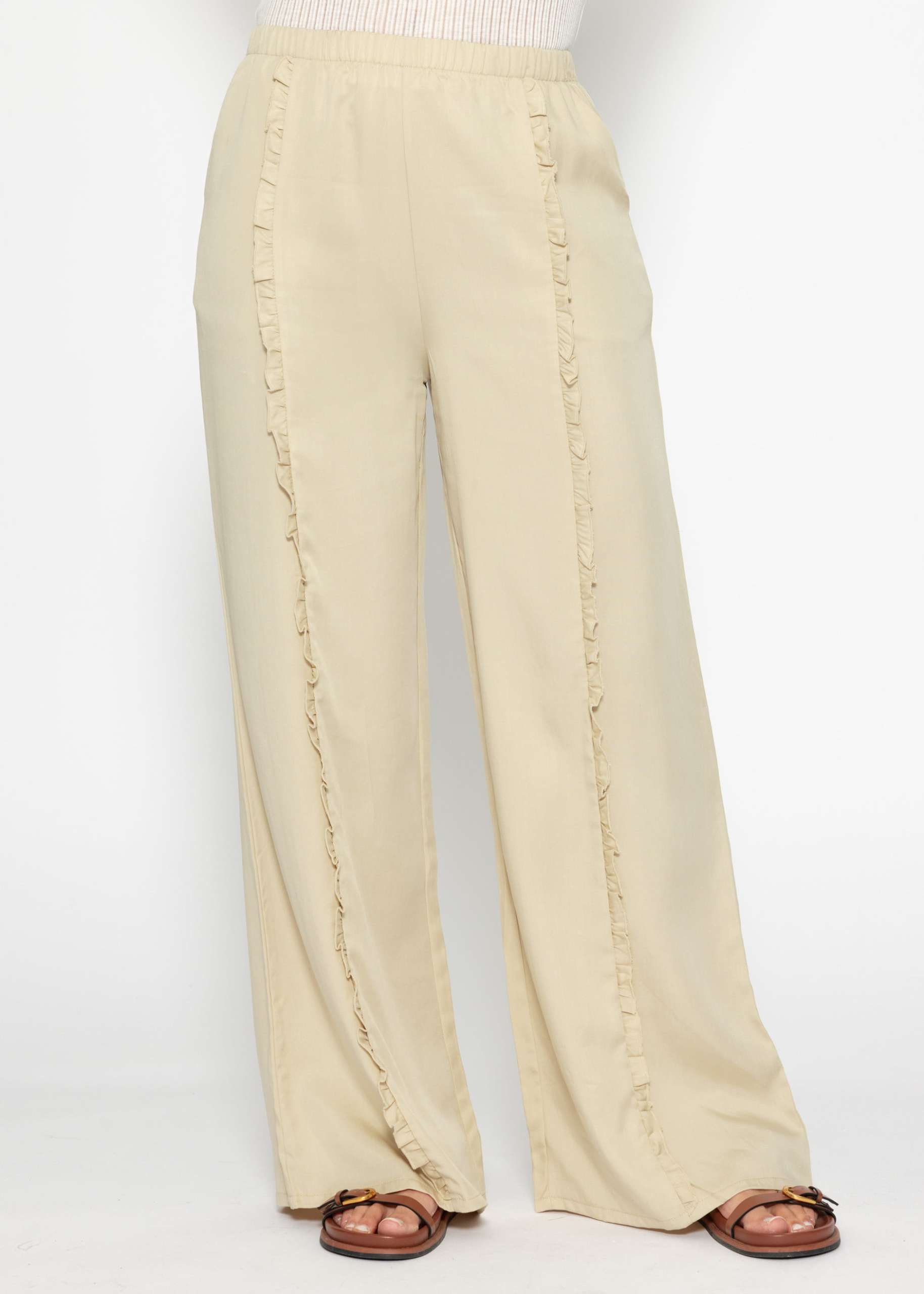 Trousers with wide leg and ruffle detail - beige