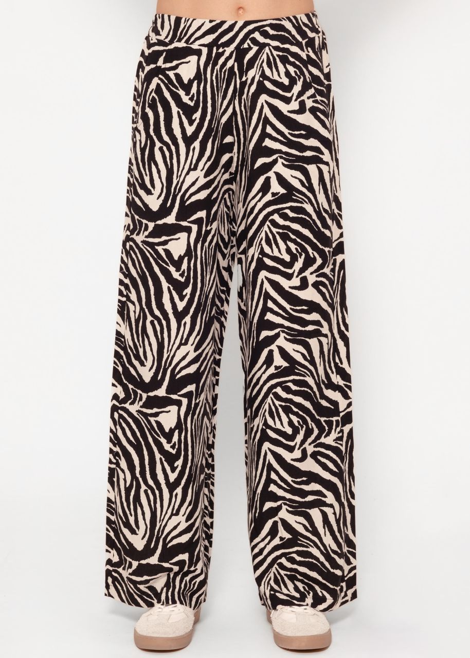 Casual pants with zebra print - black and white