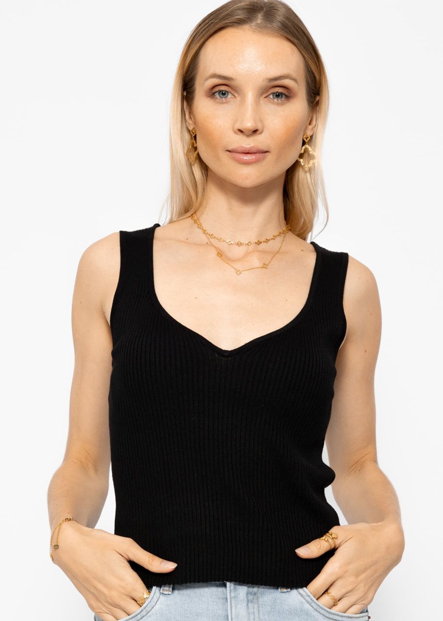 Knitted top with heart-shaped neckline - black