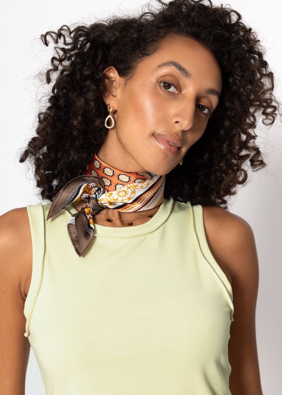 Tank top with outer seams - pistachio green