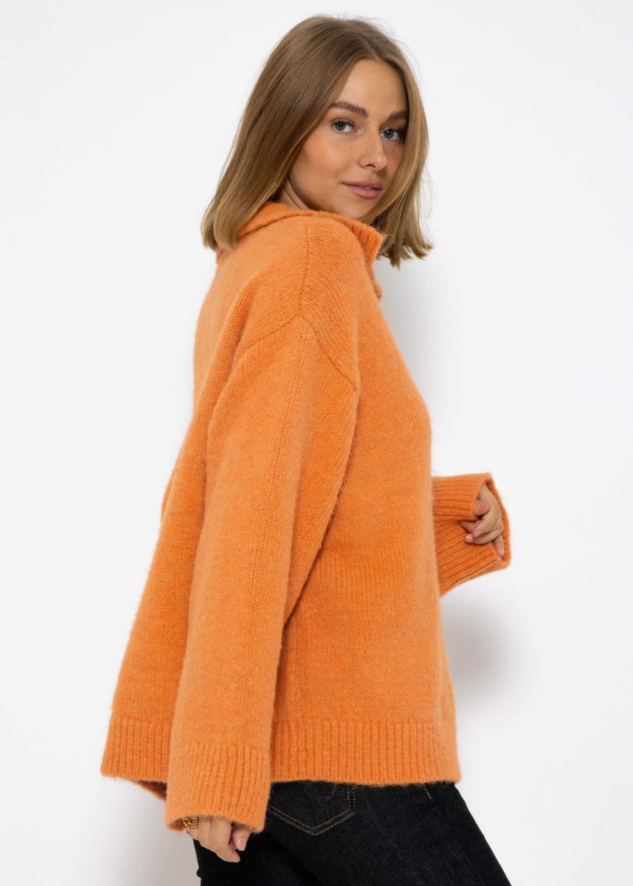 Oversize jumper with collar - apricot