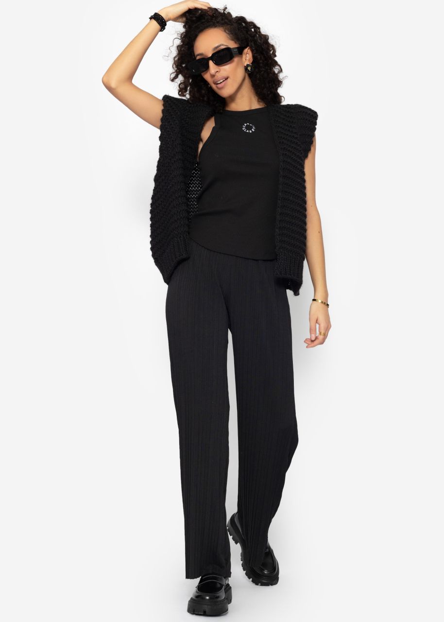 Pleated trousers - black