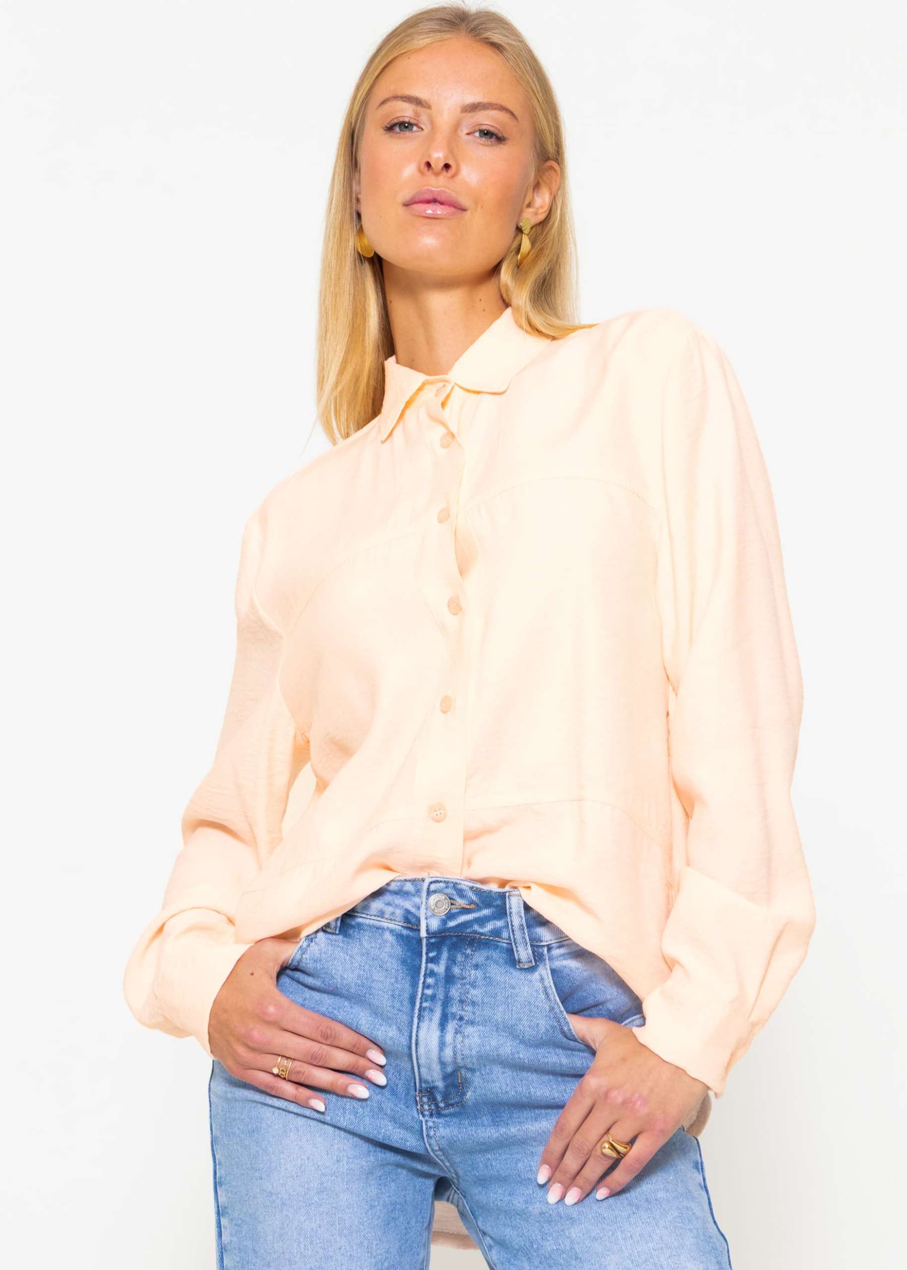 Shirt blouse with decorative seams - pastel peach