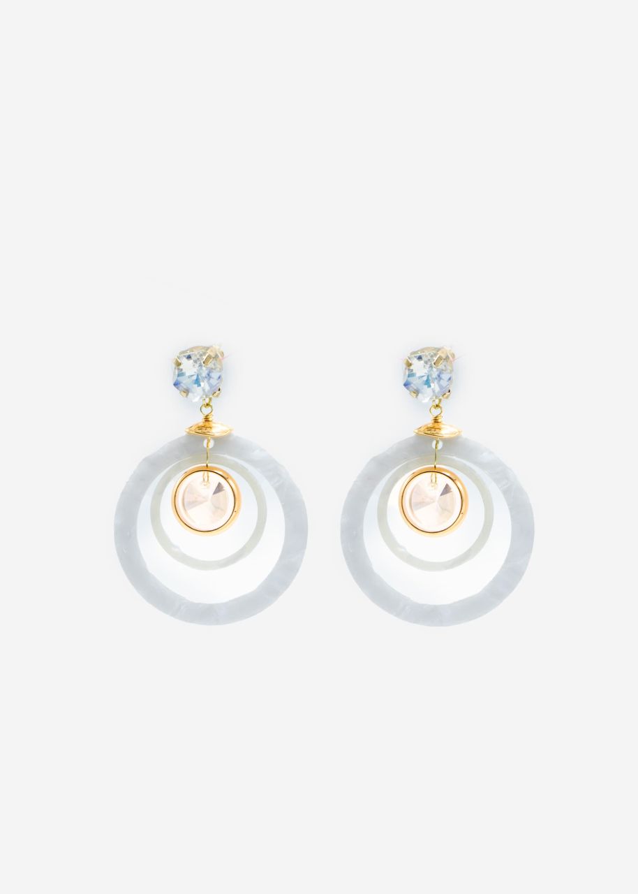 Circle stud earrings with sparkling stone - gold