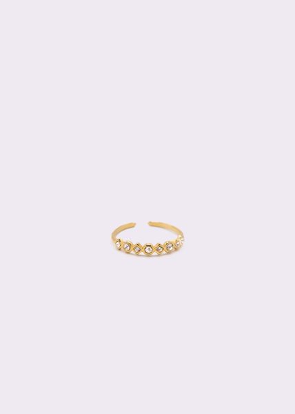 Delicate ring with sparkling stones, gold