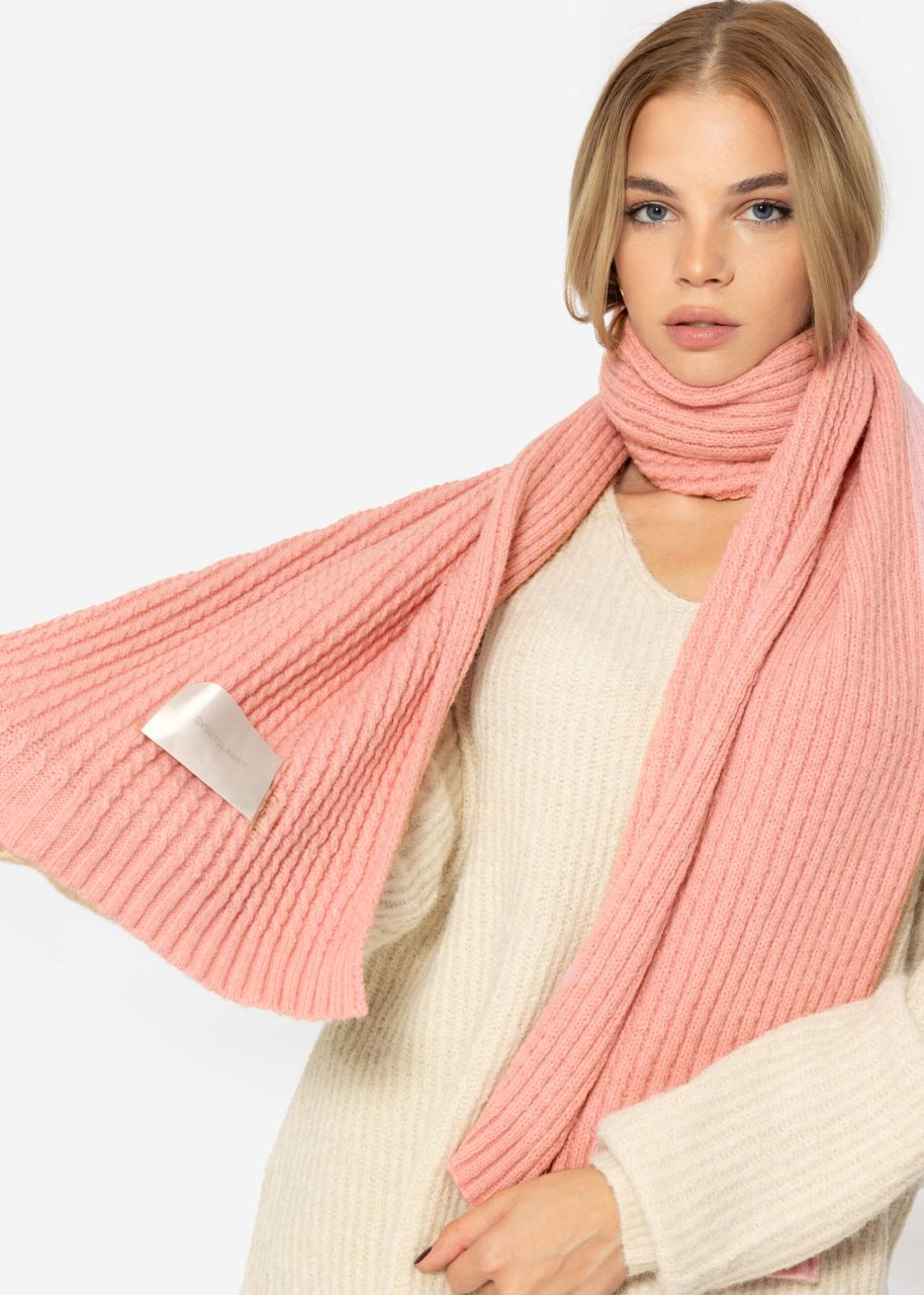 Ribbed knitted scarf - pink