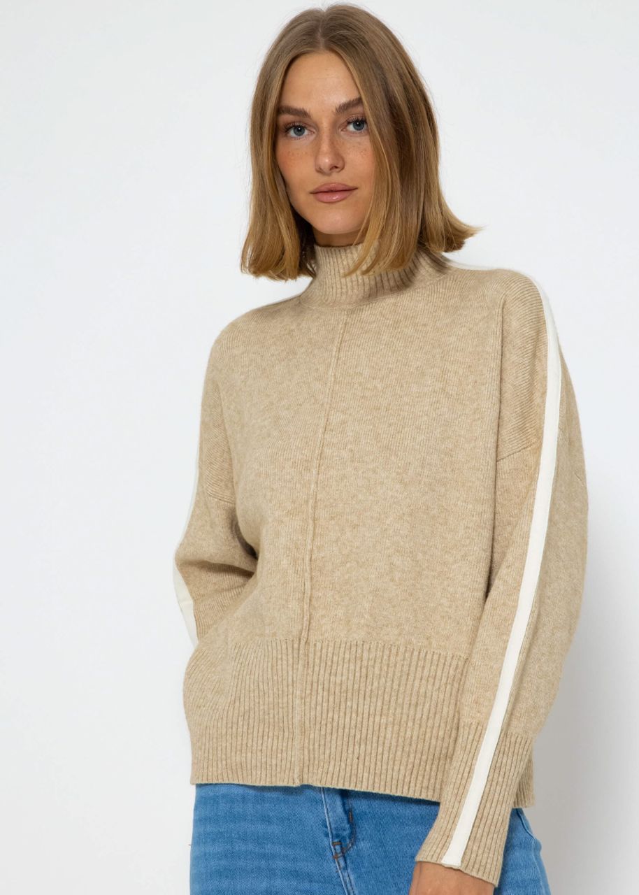 Knitted jumper with light stripes - beige