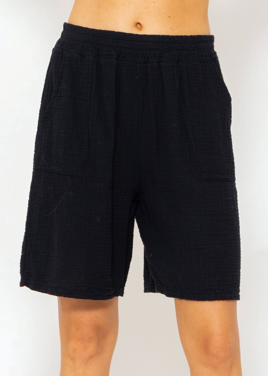 Muslin Bermuda shorts, black