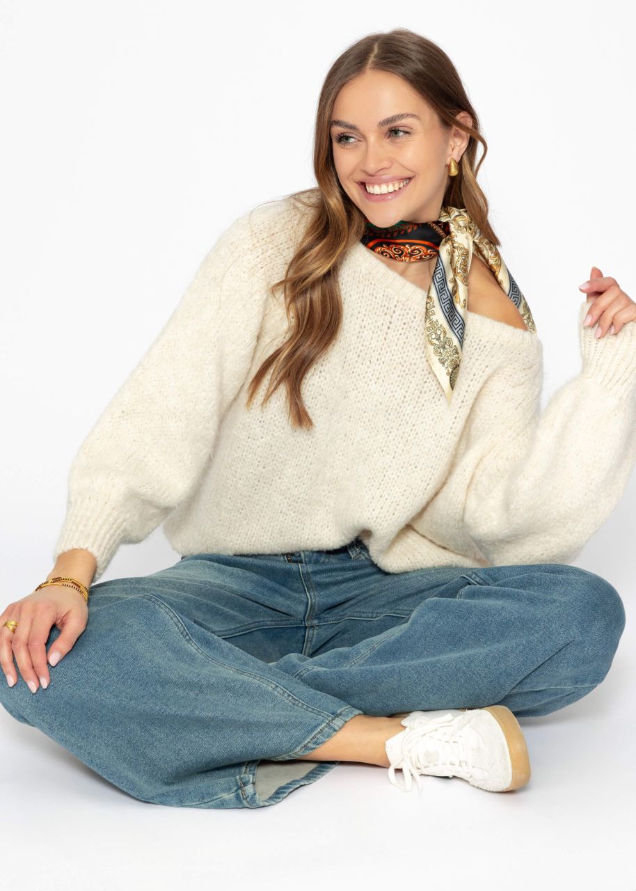 Fluffy sweater with boat neckline - offwhite