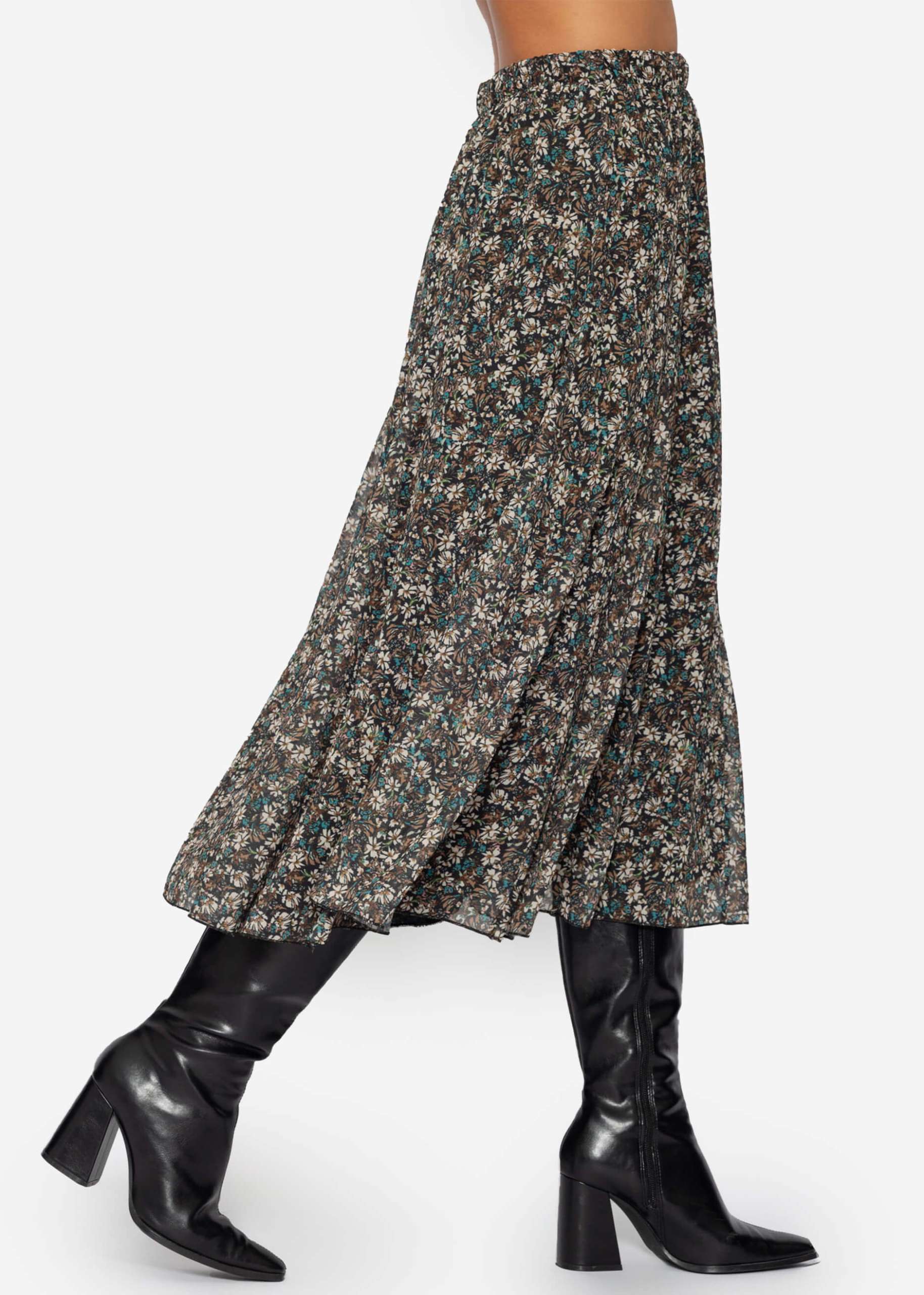 Long chiffon skirt with floral print - black