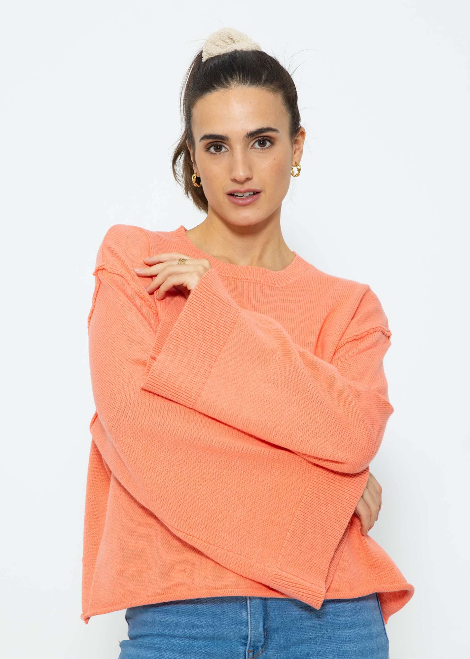 Sweater with wide sleeves - salmon