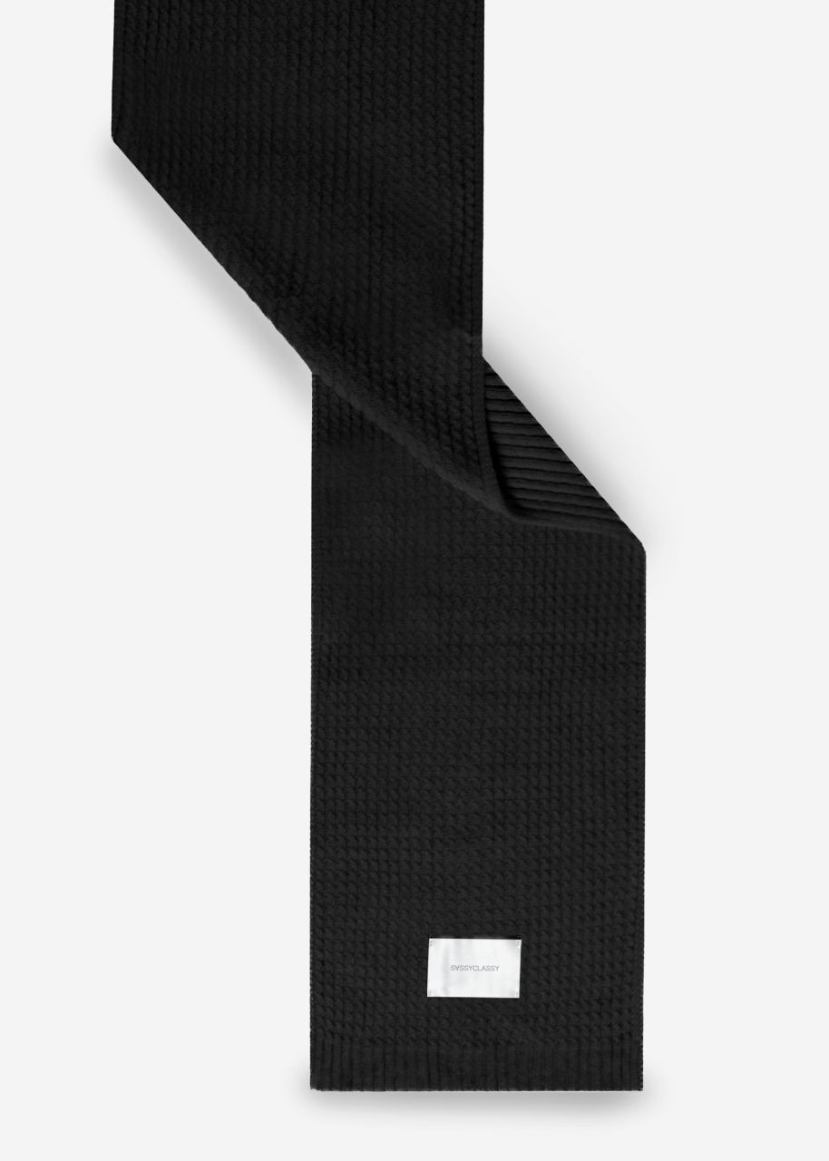 Ribbed knitted scarf - black