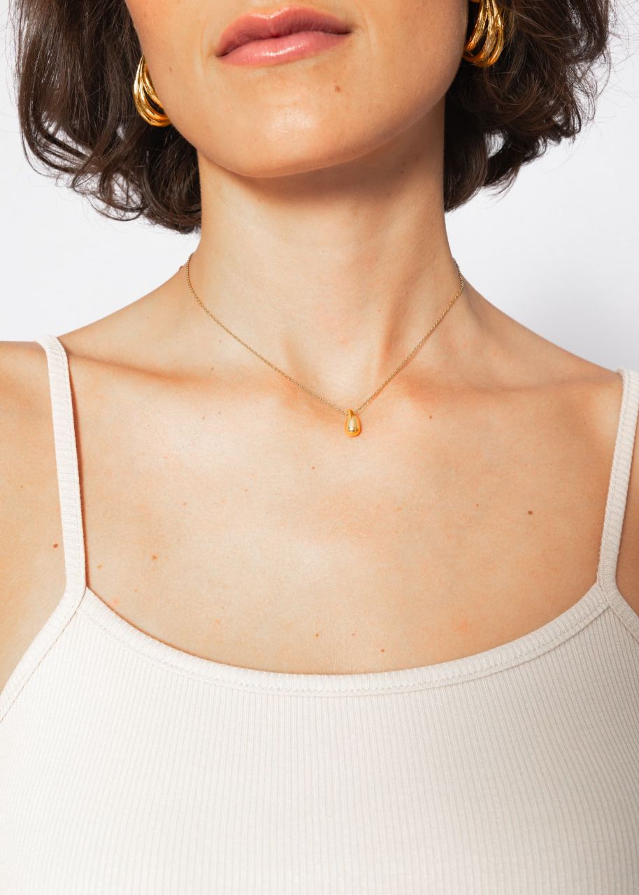 Necklace with small drop pendant - gold